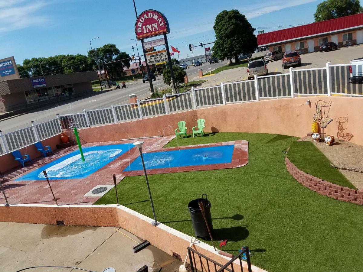 Broadway Inn Yankton megye Kültér fotó